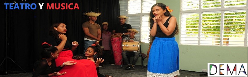 Jóvenes presentan drama