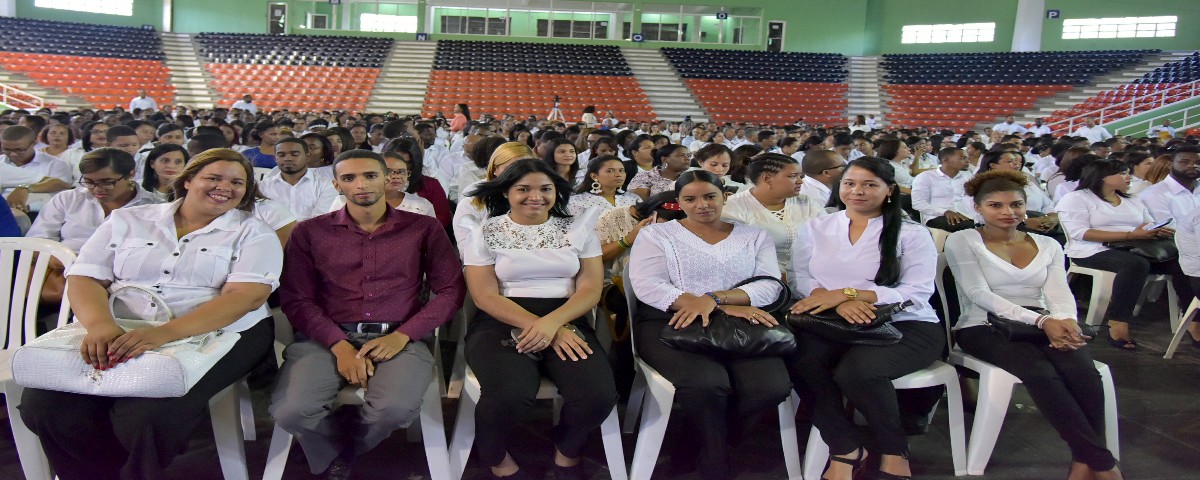  imagen Ministro Pe&ntilde;a Mirabal durante acto de reconocimiento 