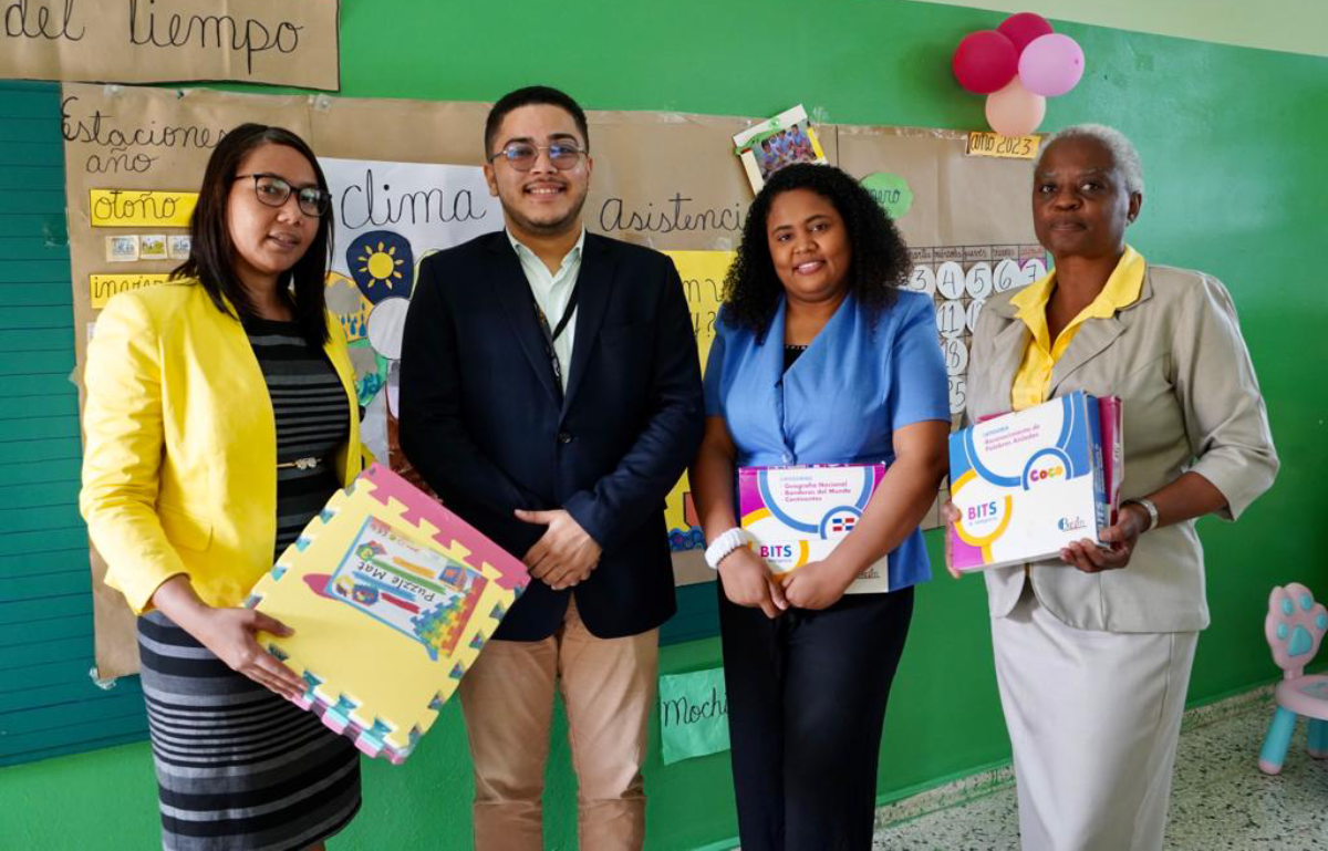  imagen Colaboradores del ministerio de Educaci&oacute;n. 