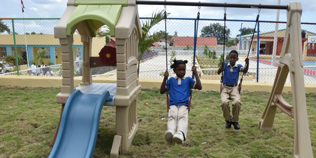  imagen Foto de centro educativo 