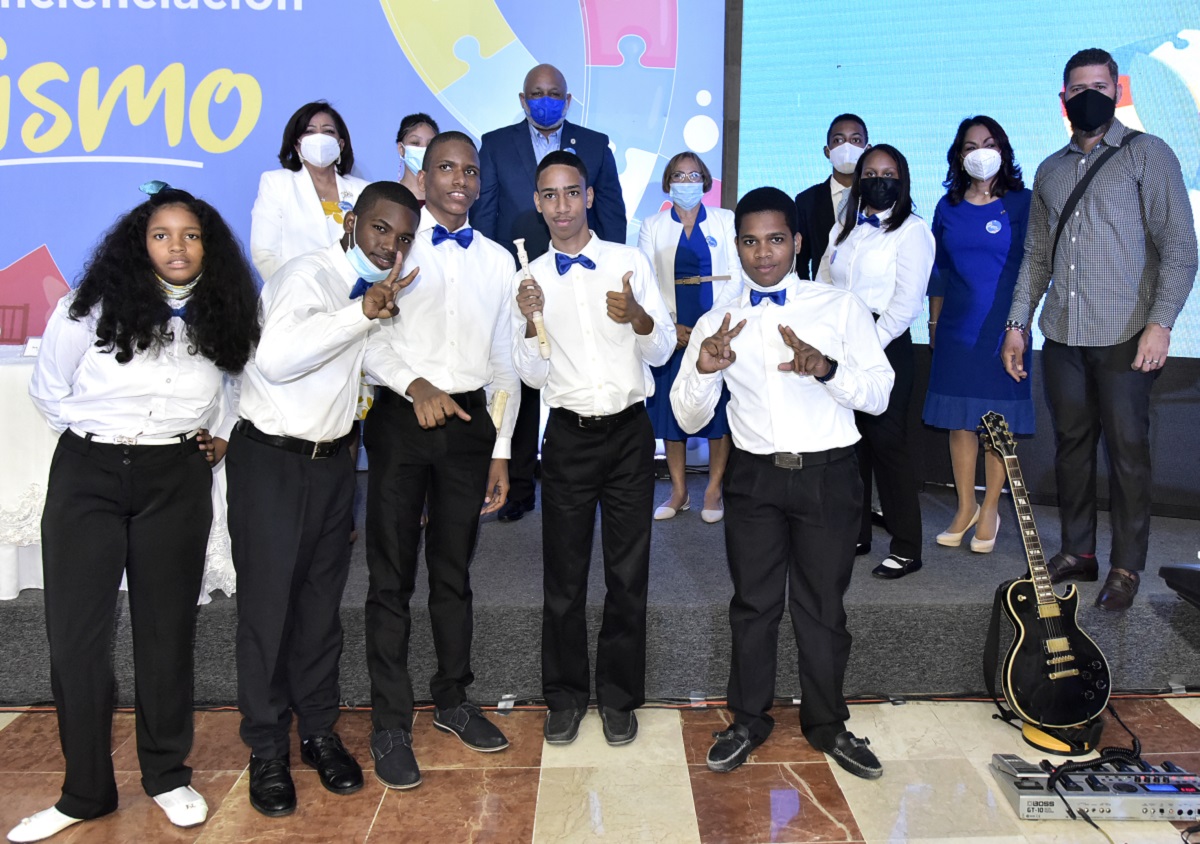  imagen Luc&iacute;a V&aacute;squez, directora de Educaci&oacute;n Especial del Minerd 