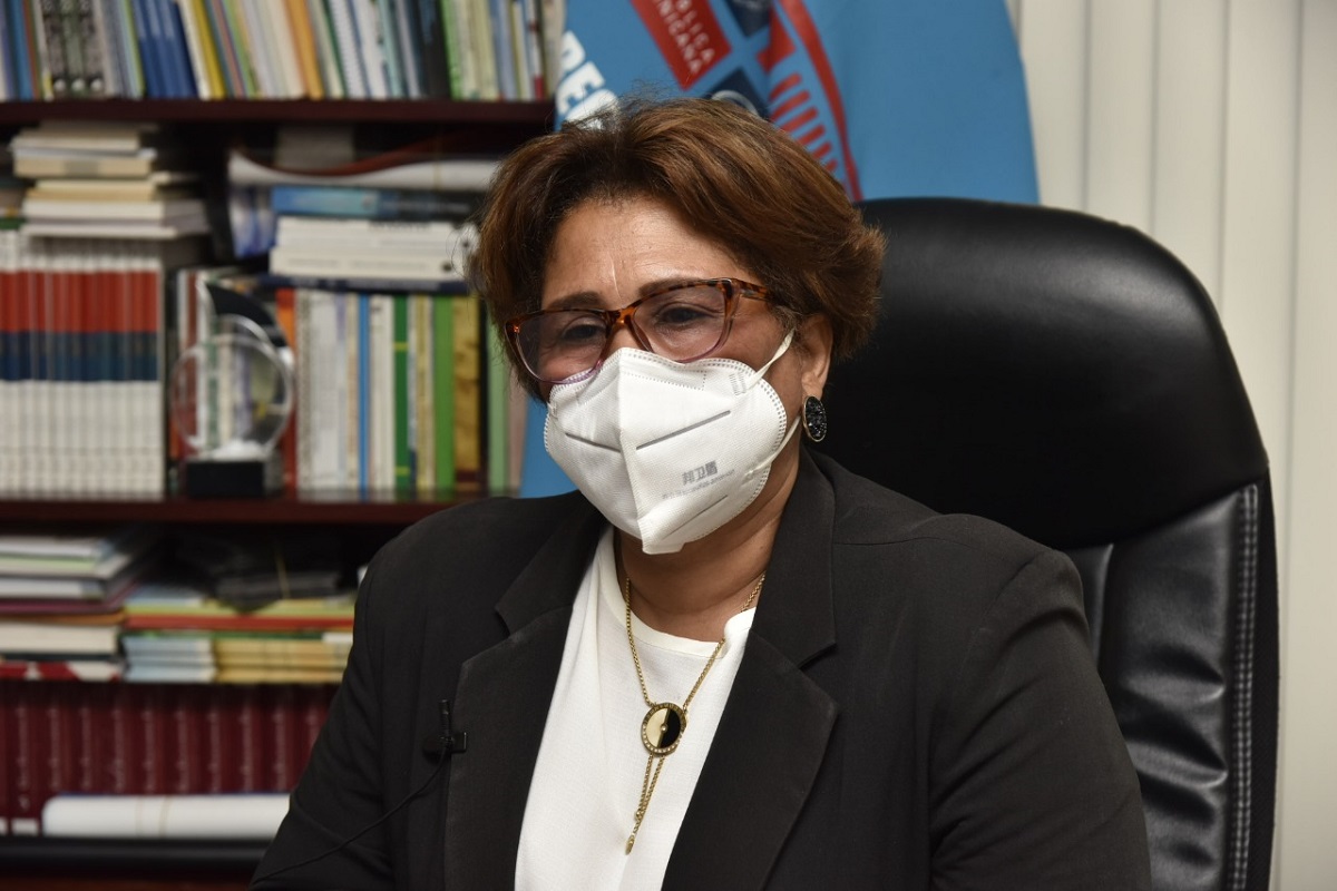  imagen La directora de la Regional 01 del Ministerio de Educaci&oacute;n, Nancy Cuevas Medina 