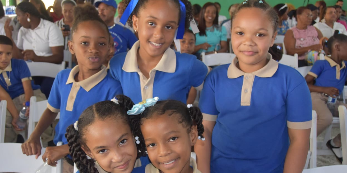  imagen Inauguraci&oacute;n en Haina 