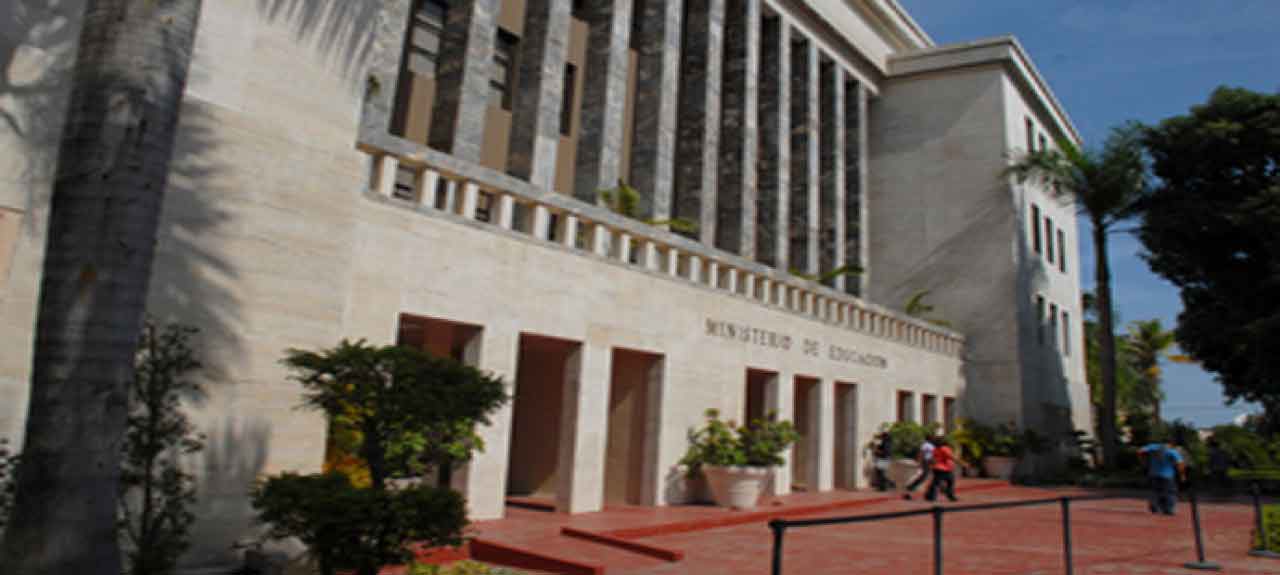  imagen MINERD trabaja para incluir la educación sexual a su currículo 