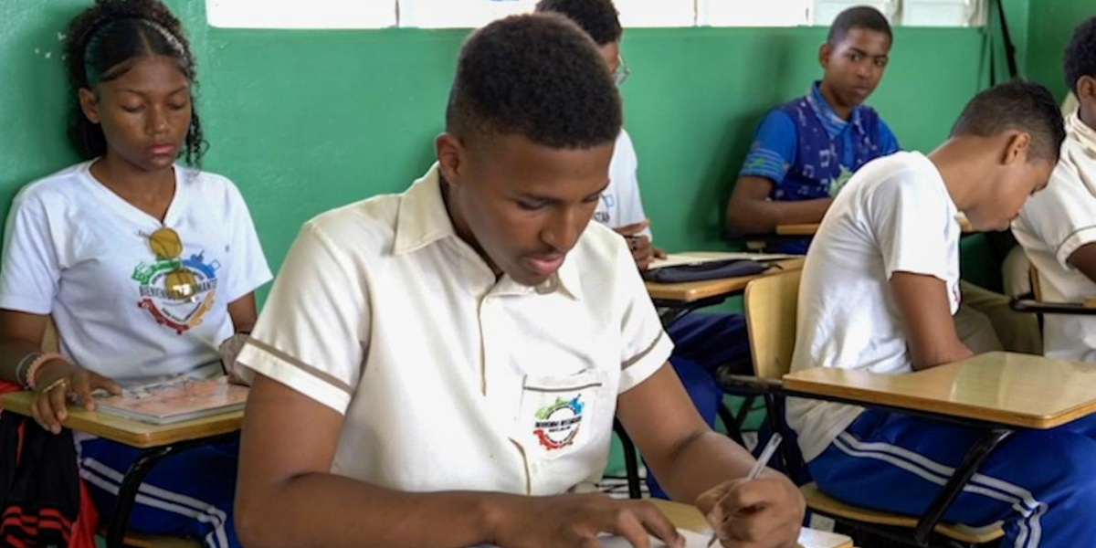  imagen estudiante Enkel Nova V&aacute;squez 