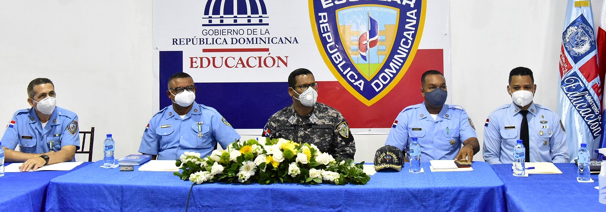 imagen El director de la Polic&iacute;a Escolar, coronel Eddy Michel Mad&eacute; Montilla 