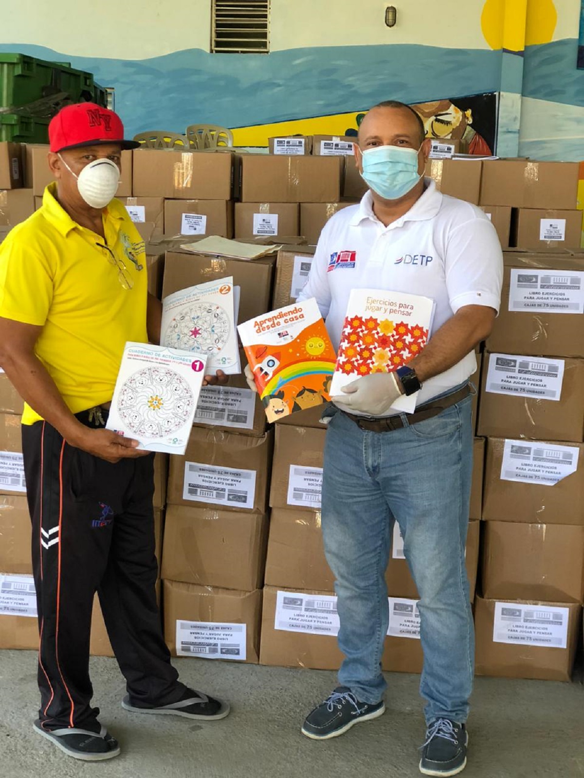  imagen La entrega de los cuadernillos y libros de trabajo se realiza en todo el territorio nacional en un esfuerzo com&uacute;n del Ministerio de Educaci&oacute;n y la Organizaci&oacute;n de Estado Iberoamericano (OEI), por un sistema integral de apoyo a los aprendizajes. 