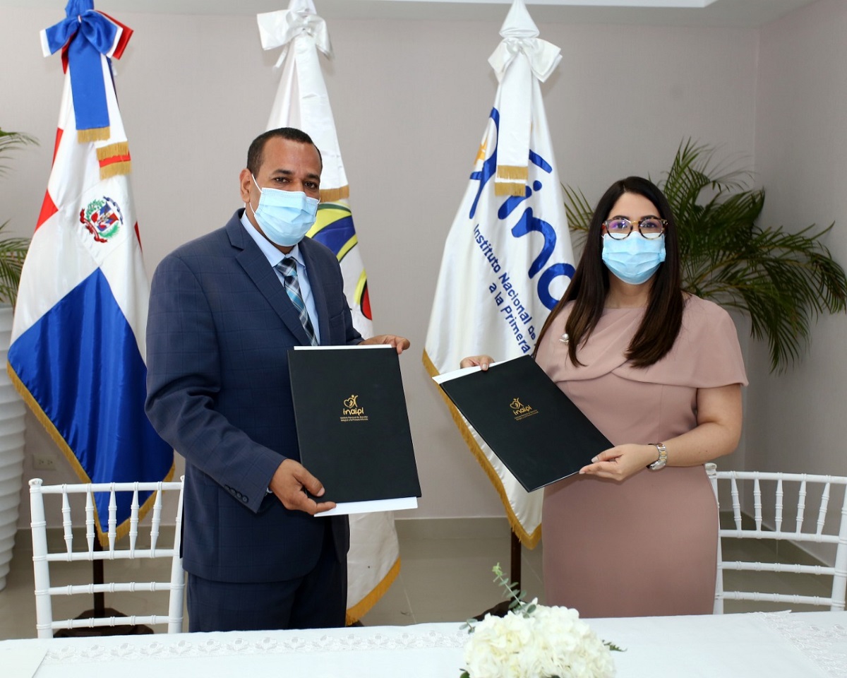  imagen INAIPI y FEDOMU ratificando el cumplimiento in extenso de convenio firmado en el 2017 a favor de la primera infancia&nbsp; 