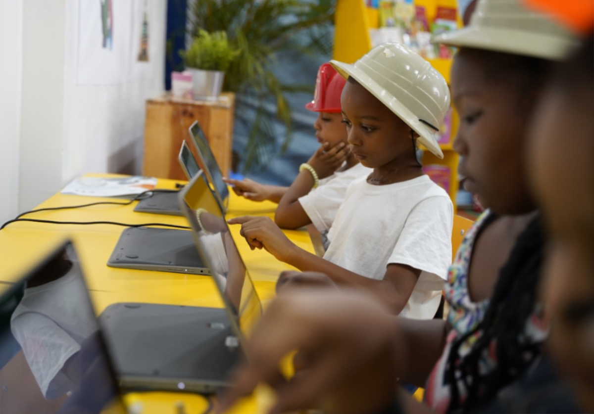  imagen Estudiantes en actividades art&iacute;sticas 