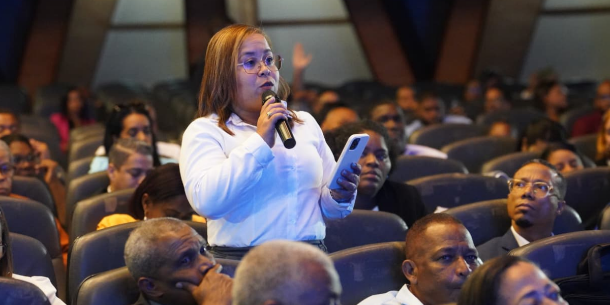  imagen &nbsp;viceministra de Asuntos T&eacute;cnicos y Pedag&oacute;gicos, Ancell Scheker,&nbsp; 