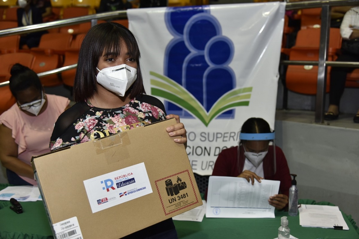  imagen Claudia Rita Abreu, directora de la Direcci&oacute;n de Inform&aacute;tica Educativa del MINERD 