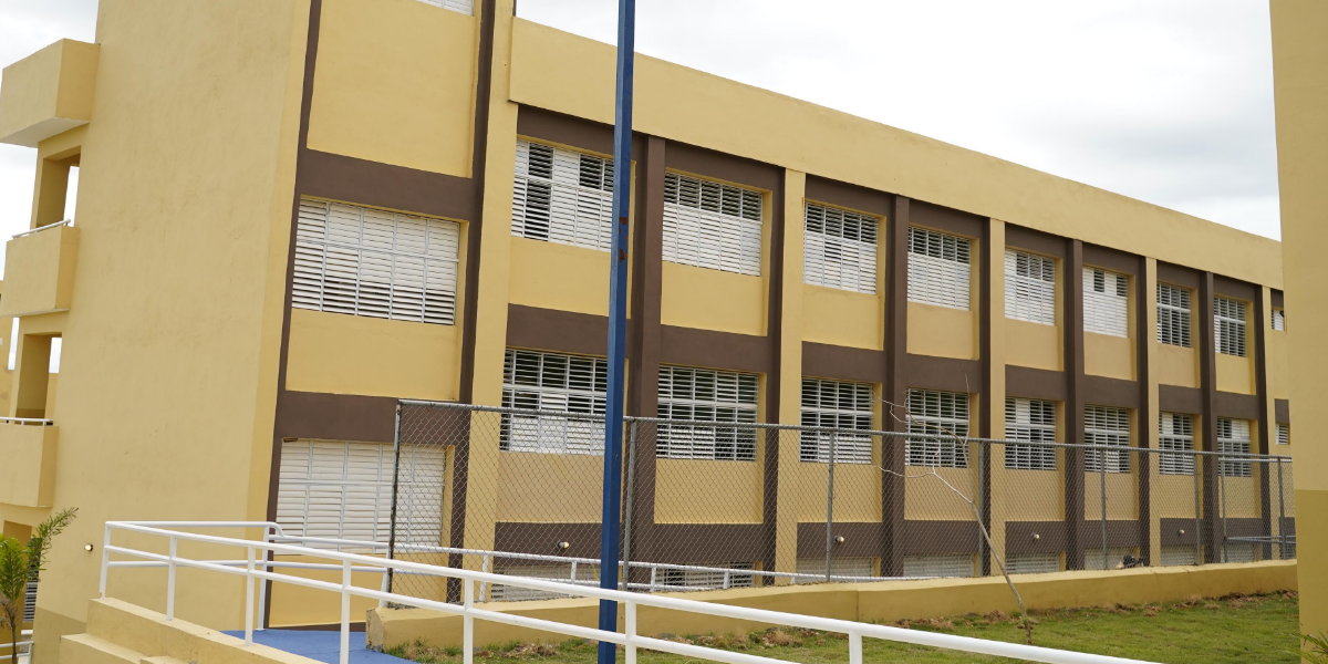  imagen Presidente Abinader entrega dos centros educativos en Pantoja y Pedro Brand&nbsp; 