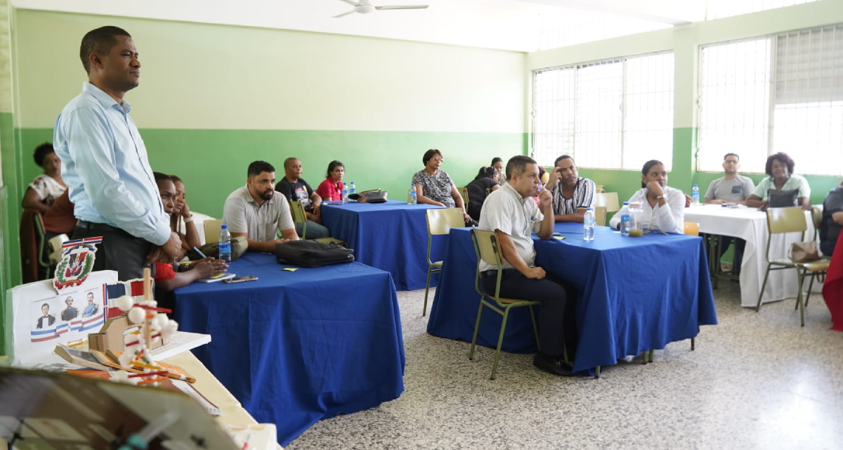  imagen Docentes del Nivel Secundario se capacitan en la tercera Jornada de Formaci&oacute;n de Verano 2023. 