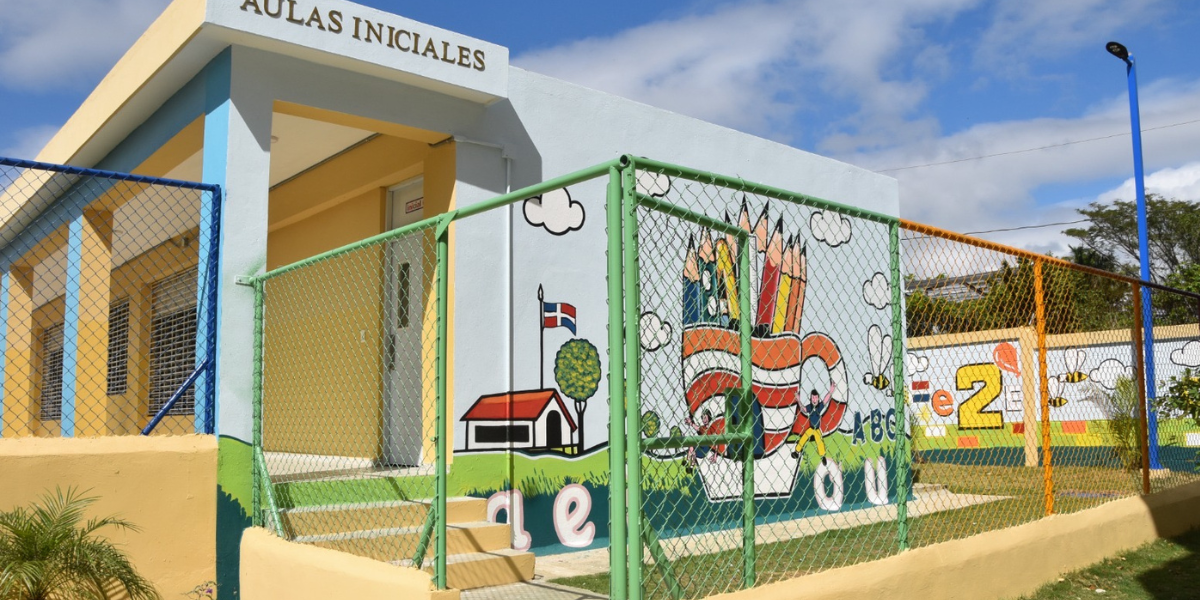  imagen Foto de centro educativo 