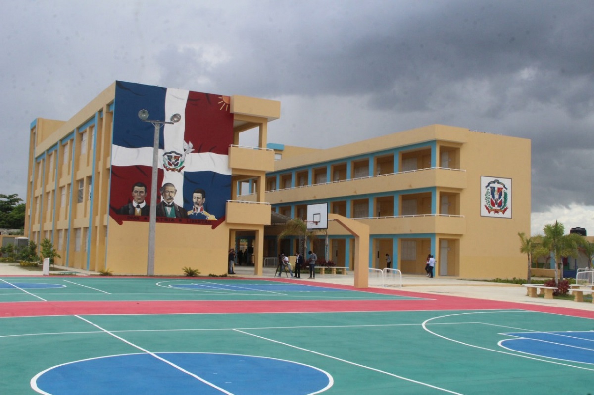  imagen El Ministro de Educaci&oacute;n, Antonio Pe&ntilde;a Mirabal 