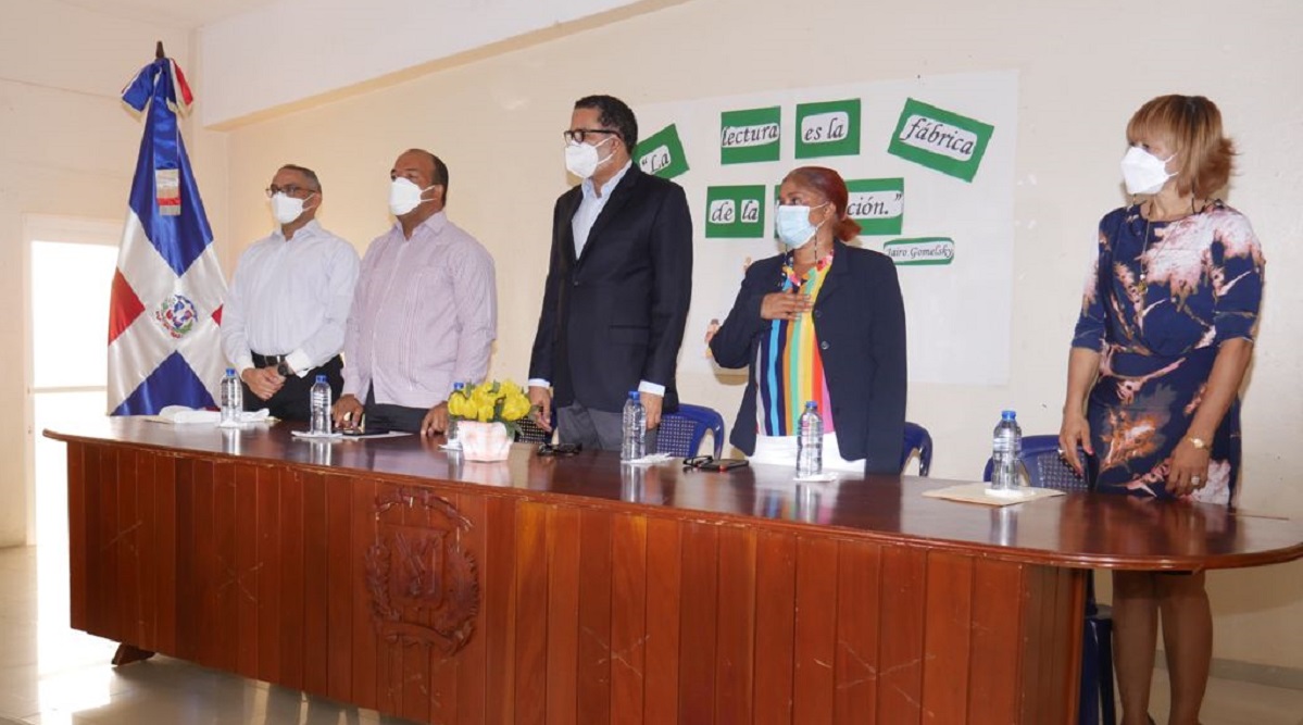  imagen El director de Cultura, Luis R. Santos 