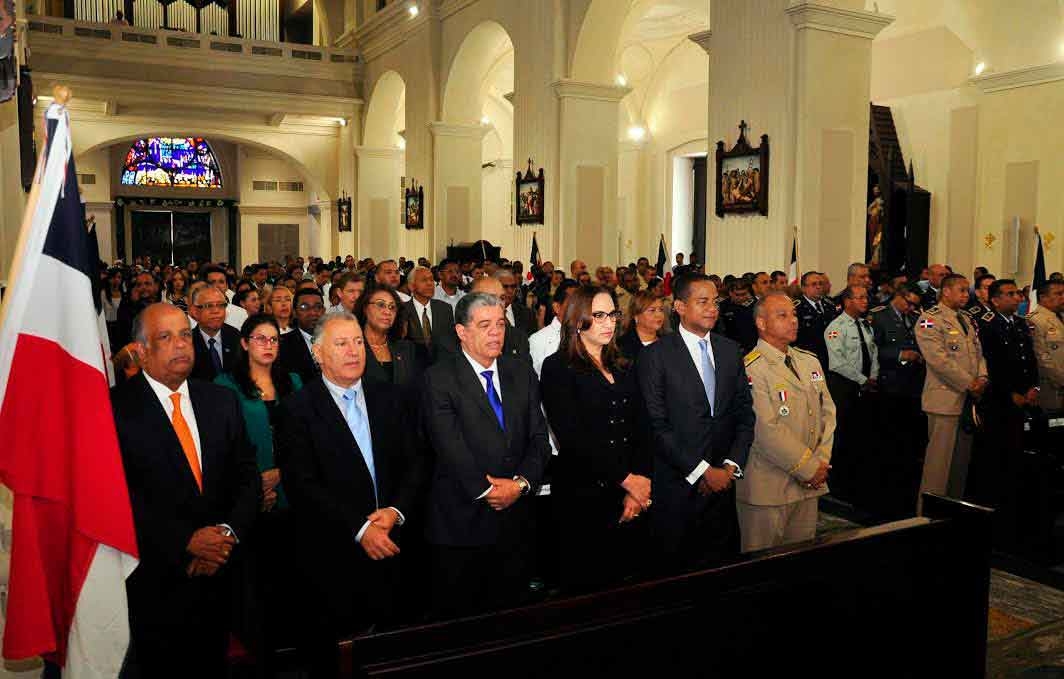  imagen Ministro de Educación autoriza  a directores de Santiago buscar vigilantes para seguridad de escuelas 