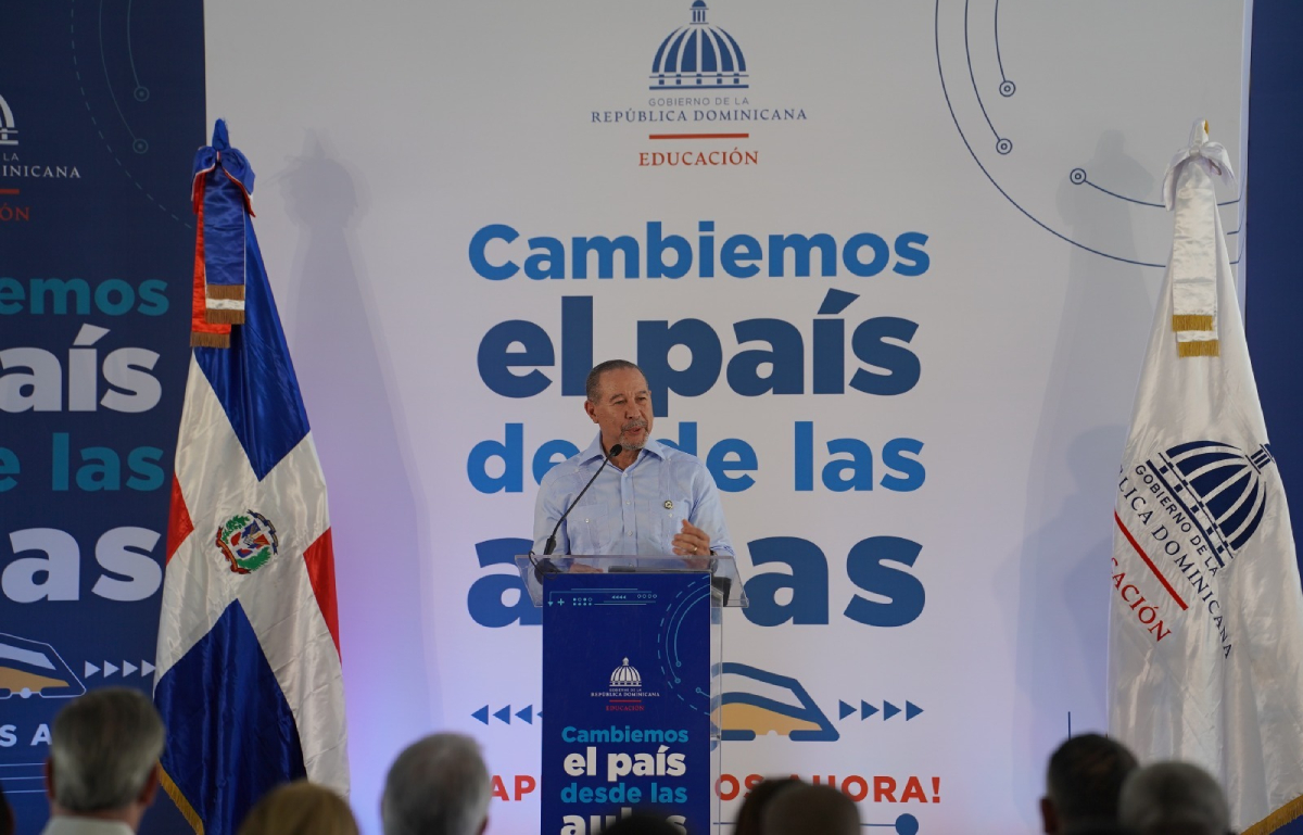  imagen Presidente Luis Abinader inaugura polit&eacute;cnico Evangelina Santos de Berg&eacute;s en ciudad Juan Bosh 