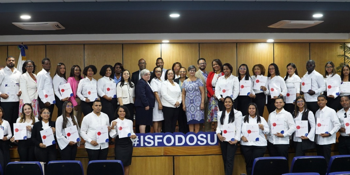  imagen Representantes de Inafocam e Isfodosu 