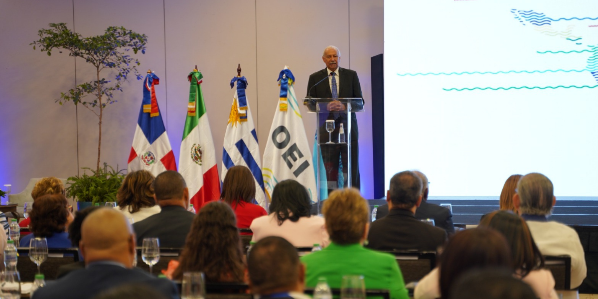  imagen &nbsp;viceministro de Acreditaci&oacute;n y Certificaci&oacute;n, Francisco de D&rsquo;Oleo 