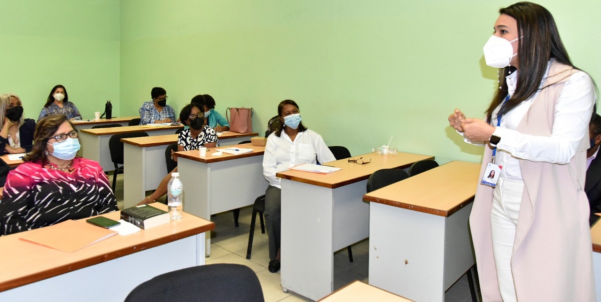  imagen La directora de Equidad de G&eacute;nero y Desarrollo del Minerd, Nirza D&iacute;az P&eacute;rez 