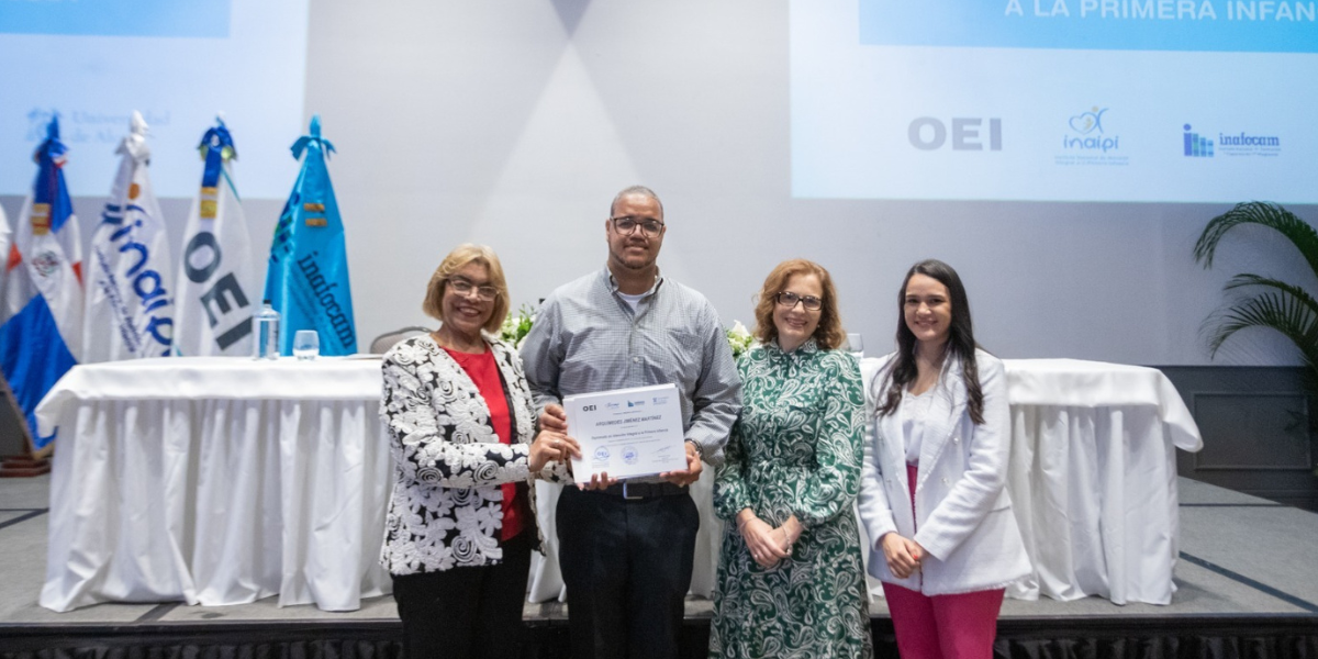  imagen Fotos de participantes del diplomado&nbsp;en Atenci&oacute;n a la Primera Infancia 