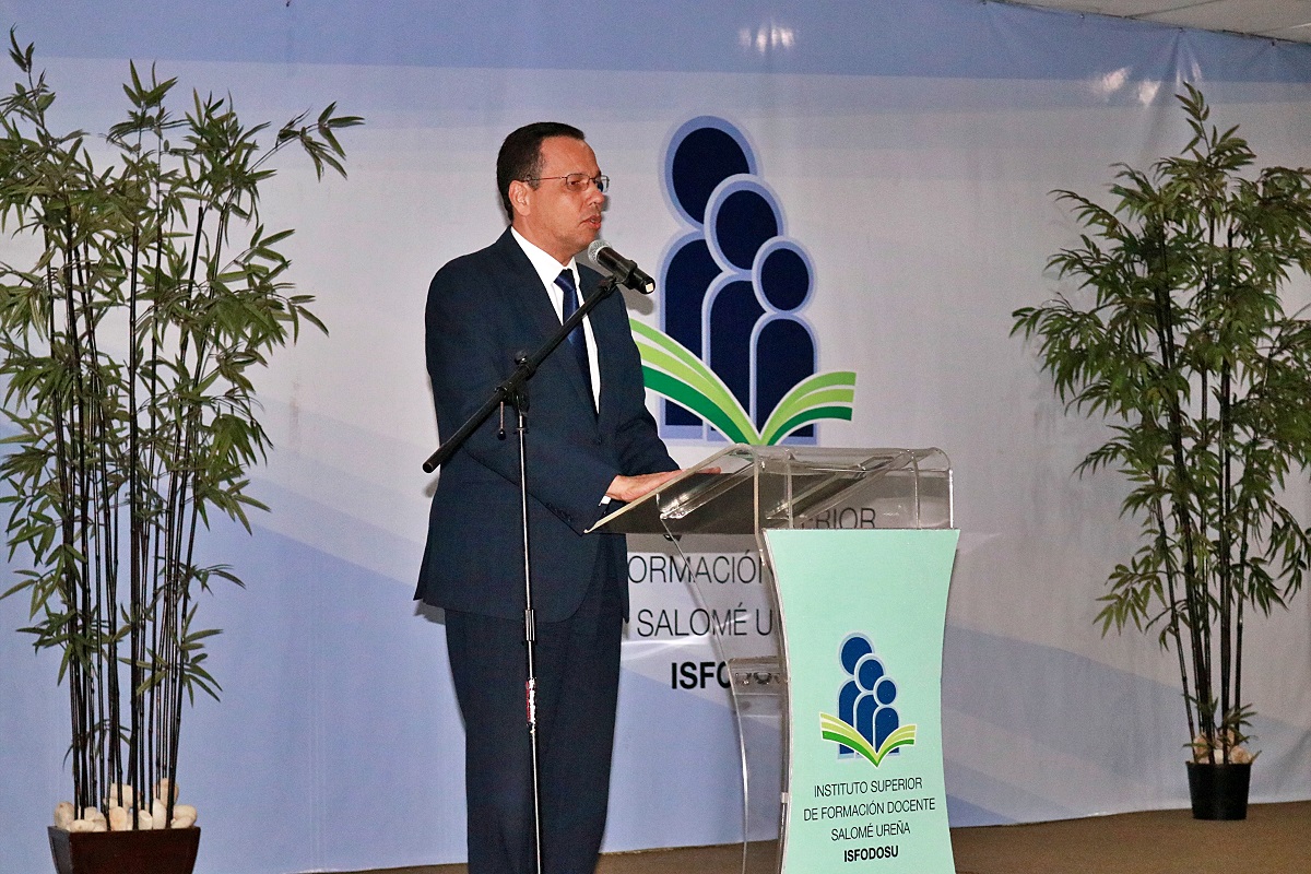  imagen Ministro Pe&ntilde;a Mirabal 