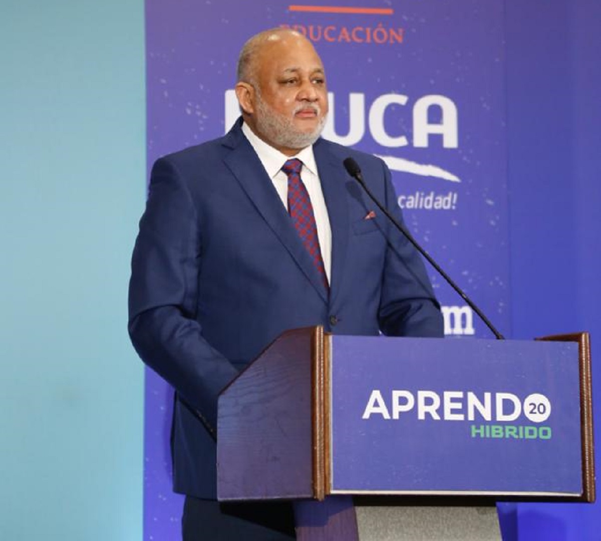  imagen El ministro Fulcar, tuvo a su cargo este viernes las palabras de apertura del XXIV Congreso Internacional de Educaci&oacute;n Aprendo reimaginando la educaci&oacute;n: un modelo h&iacute;brido que auspicia EDUCA. 