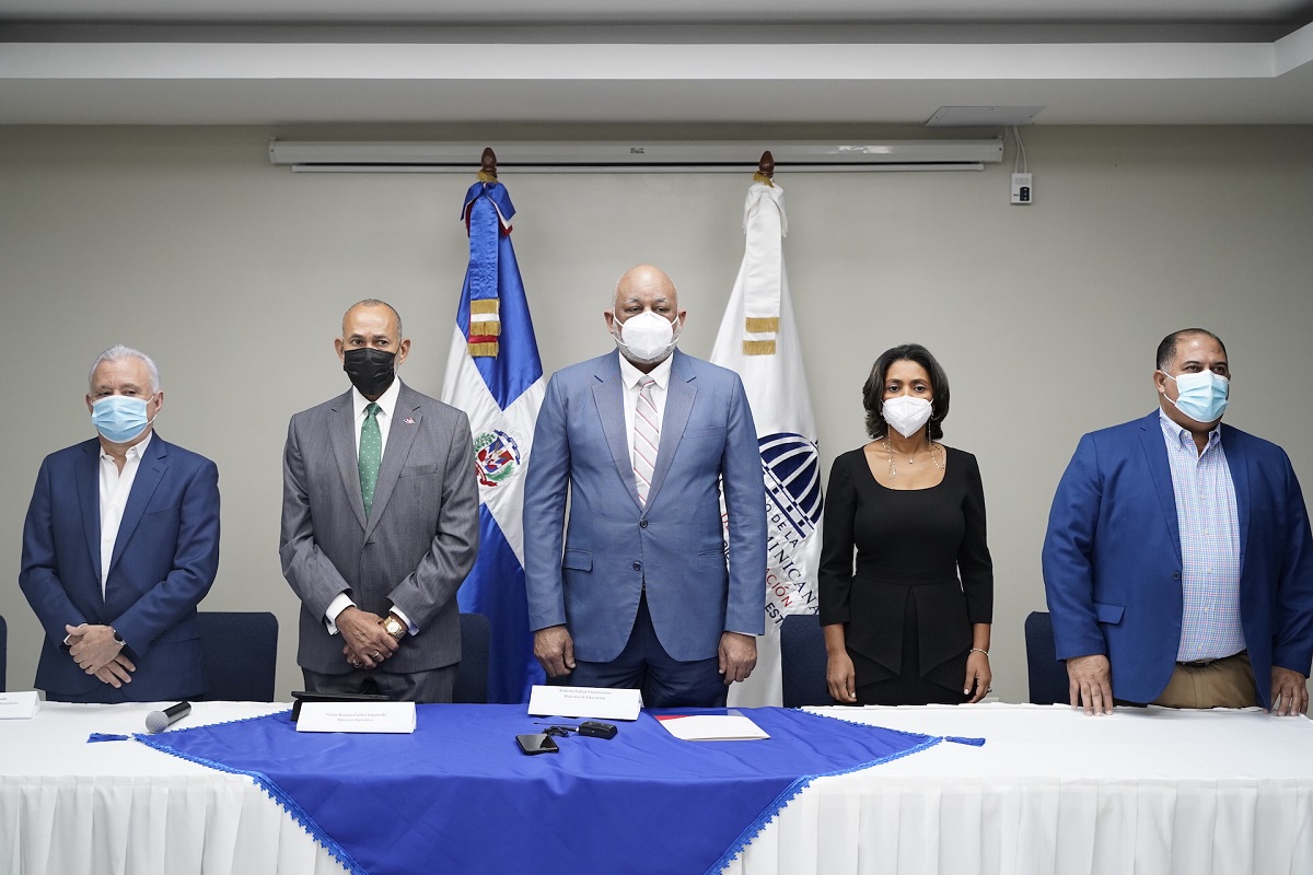  imagen Nuevo director ejecutivo del Instituto Nacional de Bienes Estudiantil (INABIE), V&iacute;ctor Castro 