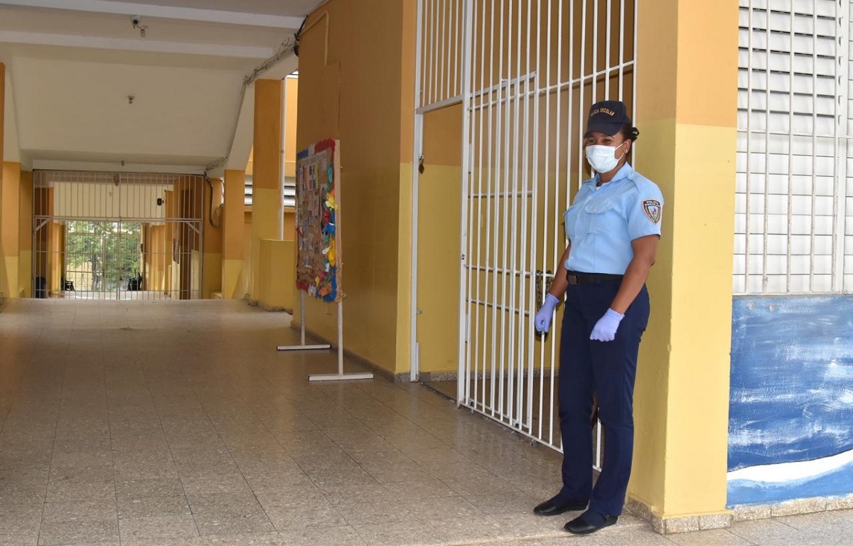  imagen Liceo Manuel F&eacute;lix Pe&ntilde;a en Haina 