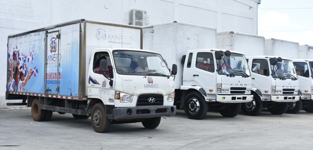  imagen El ministro de Educaci&oacute;n, Roberto Fulcar 