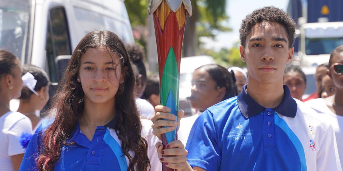  imagen acto inaugural del recorrido de la antorcha de los XI Juegos Escolares Deportivos Nacionales 