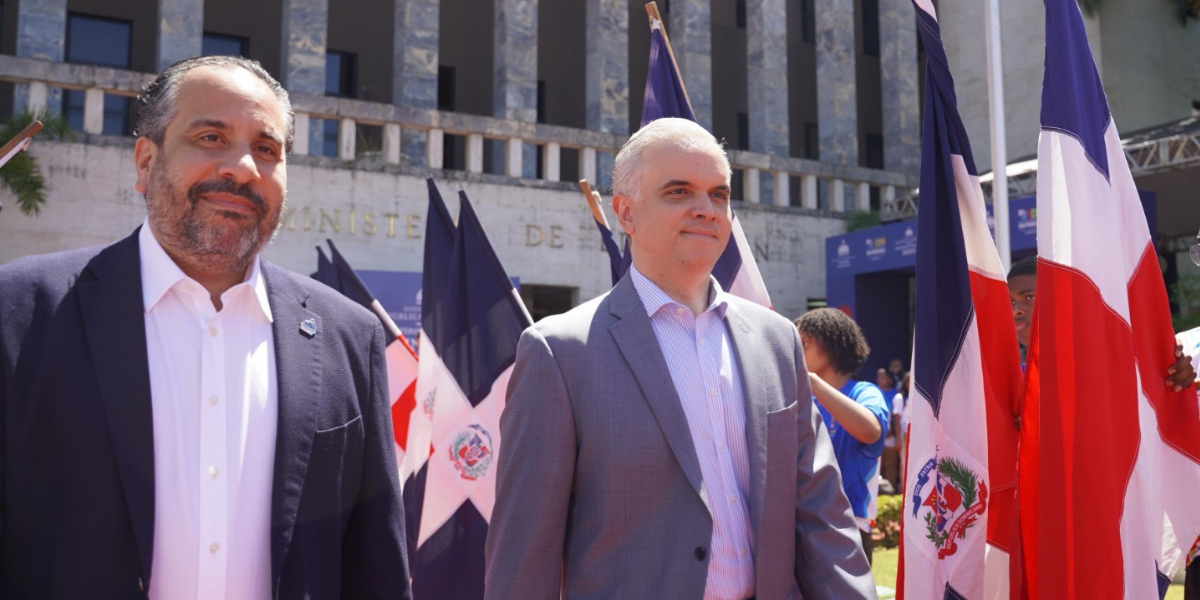  imagen acto inaugural del recorrido de la antorcha de los XI Juegos Escolares Deportivos Nacionales 