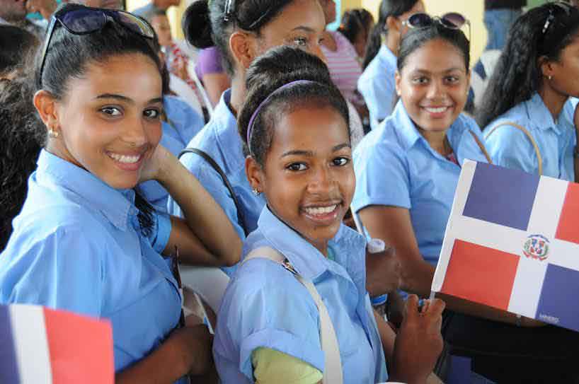  imagen Estudiantes de cinco comunidades de Montecristi cuentan con 60 nuevas aulas para Jornada Escolar Extendida 