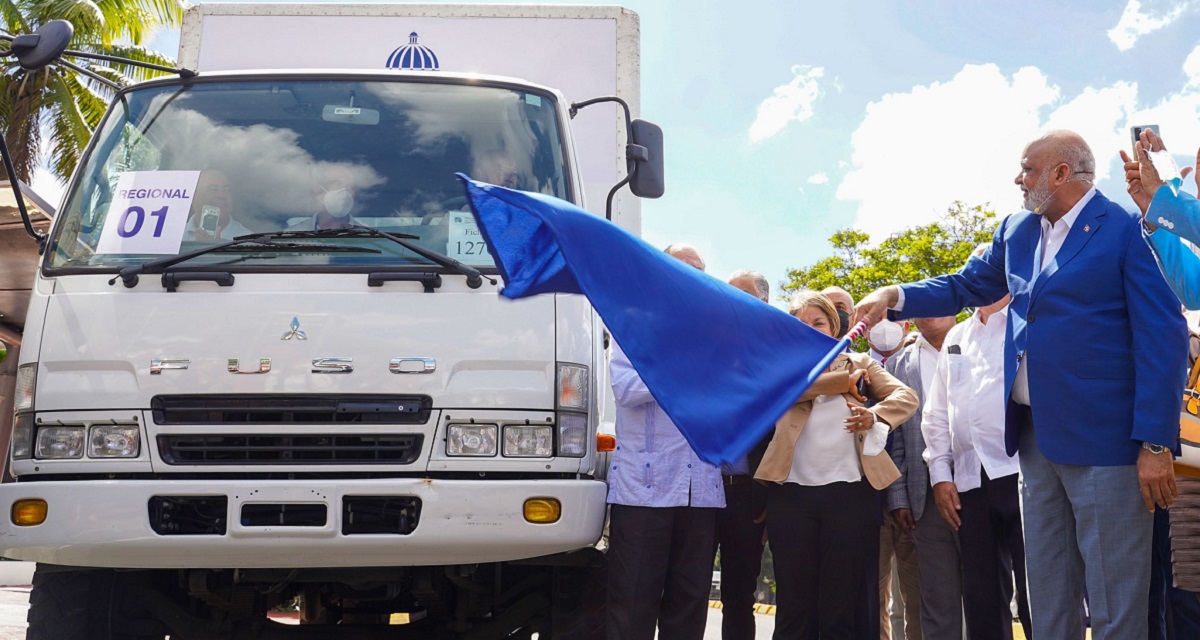  imagen Entrega de libros 
