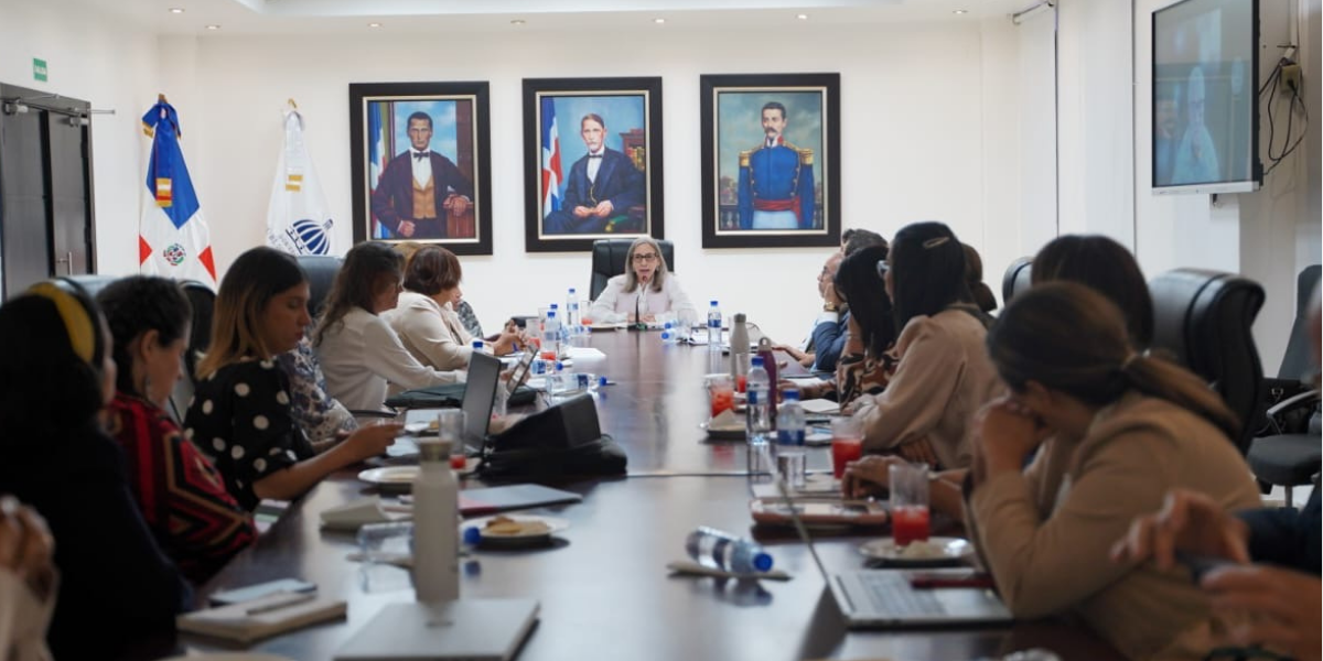  imagen viceministra de Asuntos T&eacute;cnicos y Pedag&oacute;gicos del Ministerio de Educaci&oacute;n de la Rep&uacute;blica Dominicana (Minerd), Ancell Scheker 