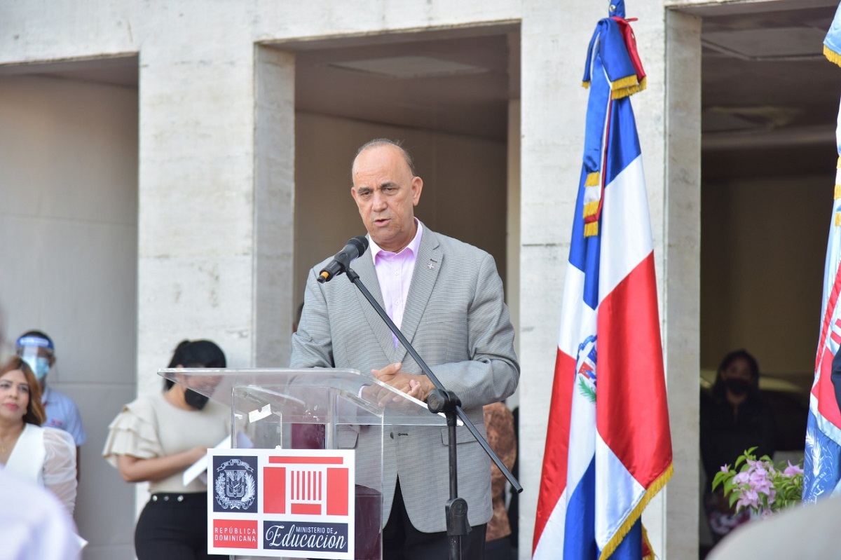  imagen El ministro de Educaci&oacute;n, Antonio Pe&ntilde;a Mirabal 