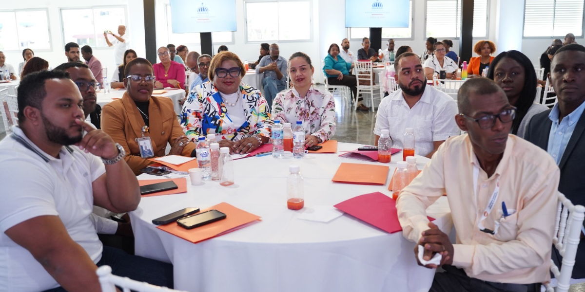  imagen MINERD y embajada de Francia&nbsp; 