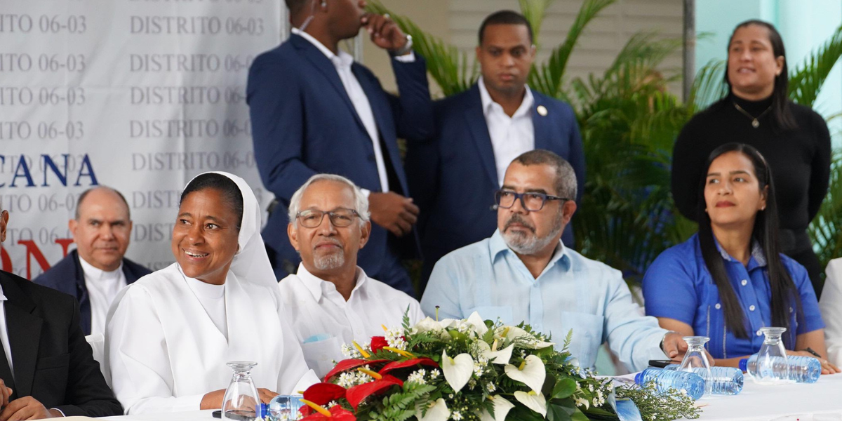  imagen &nbsp;ministro de Educaci&oacute;n, &Aacute;ngel Hern&aacute;ndez en conmemoracion de Duarte&nbsp; 