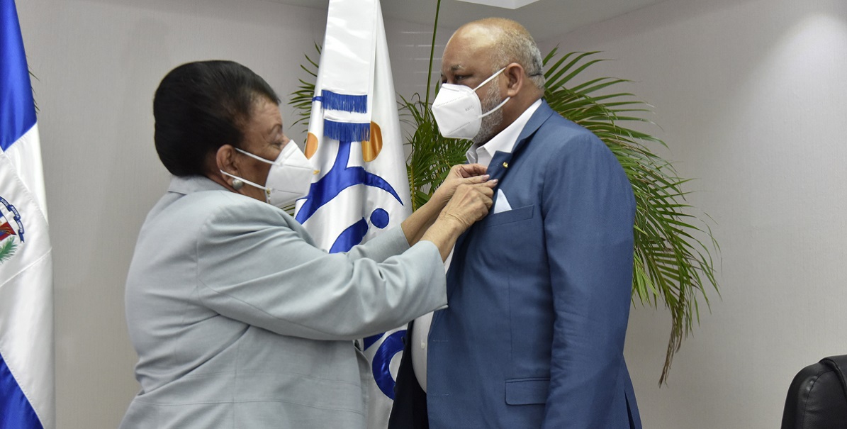  imagen El Ministro de Educaci&oacute;n, doctor Roberto Fulcar, sostuvo un encuentro con el equipo directivo del Instituto Nacional de Atenci&oacute;n Integral a la Primera Infancia (Inaipi) 