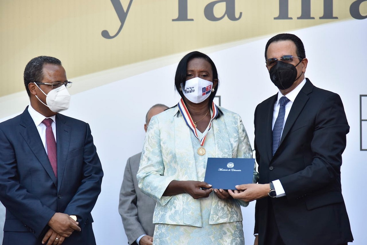  imagen La maestra Fior D&acute;Aliza Thompson Nelktts 