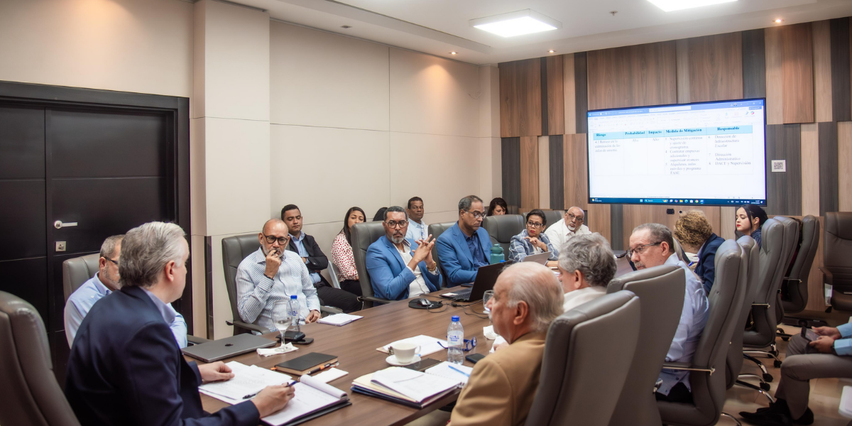  imagen Ministro De Camps en el Sal&oacute;n Ercilia Pep&iacute;n 