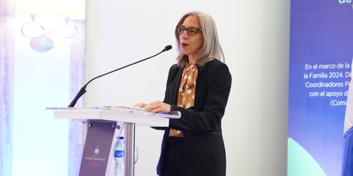  imagen La viceministra de Servicios T&eacute;cnicos y Pedag&oacute;gicos, Ancell Scheker 