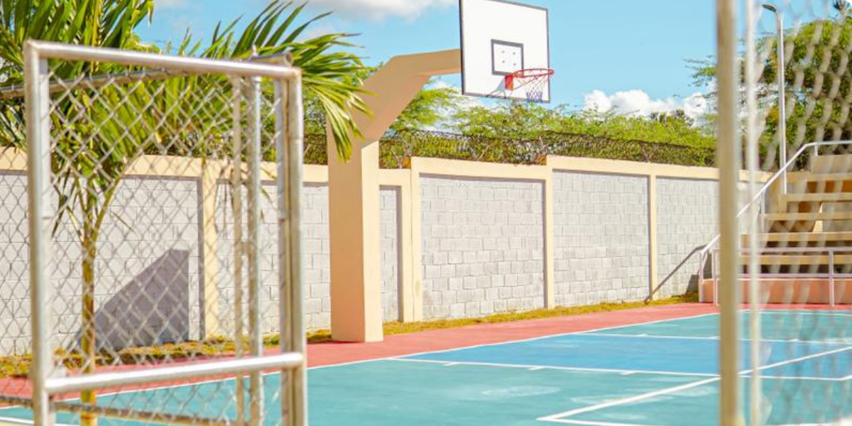  imagen Fotos de la nueva escuela en las Matas de Farfan&nbsp; 