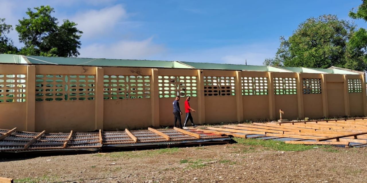  imagen Foto de escuela&nbsp; 