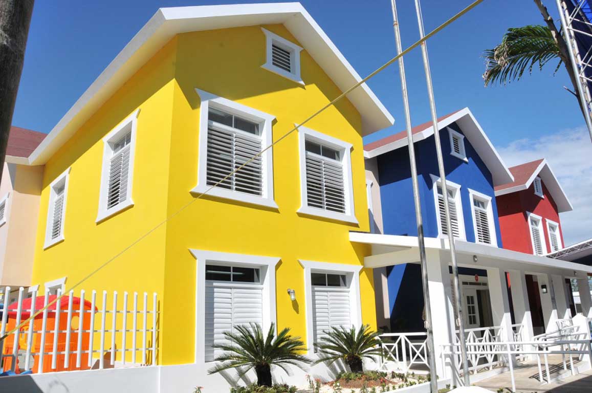  imagen Presidente Medina inaugura politécnico y estancia infantil en provincias Santiago y La Vega 