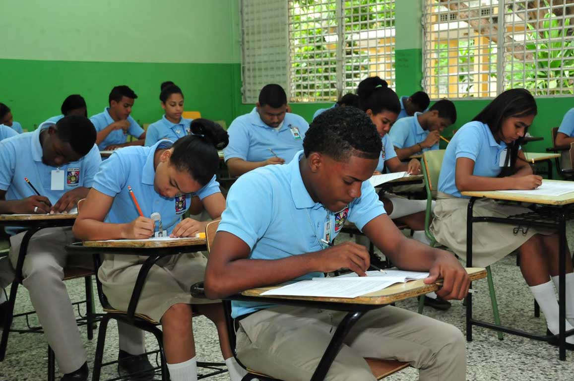  imagen El 88.49 por ciento de estudiantes de Octavo Grado pasa las Pruebas Nacionales; 83.74% lo hace en Básica de Adultos 