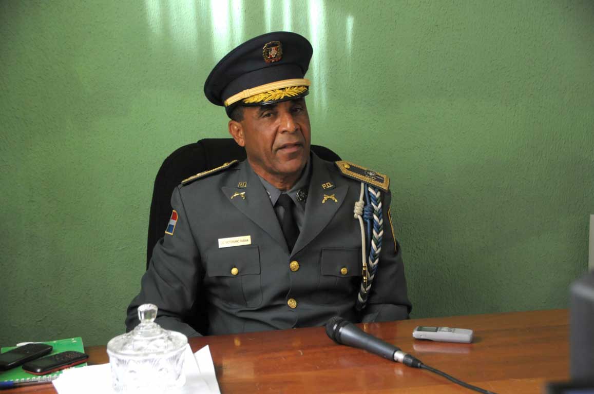  imagen La Policía Escolar garantiza seguridad en centros de estudios; con labor de inteligencia, detecta estudiantes armados en escuelas 