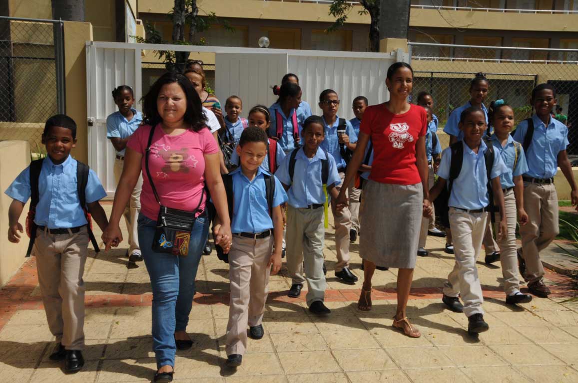  imagen Educación recurre a iglesias, a padres y madres para motivar retorno de estudiantes a clases después de Semana Santa 