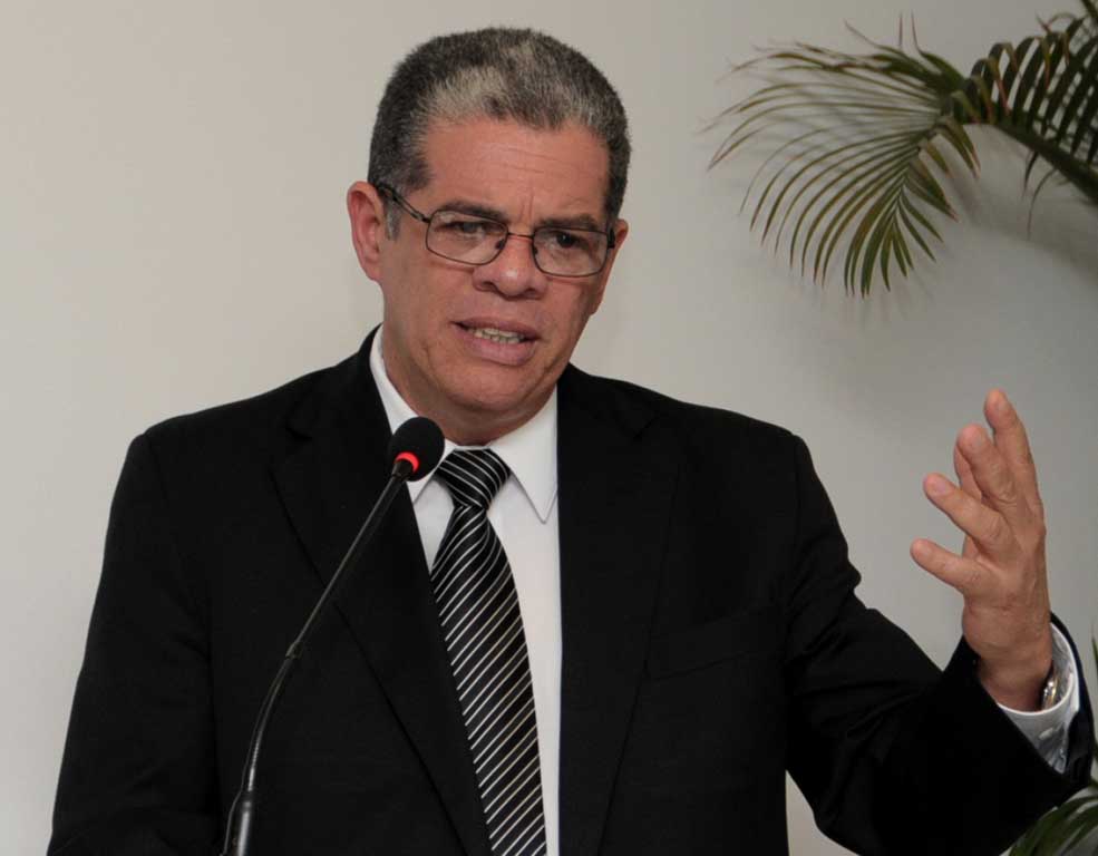  imagen Educación introducirá profundos cambios a sus programas de formación y preparación de maestros 